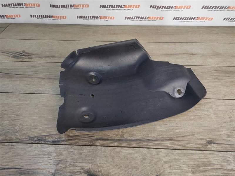 Подкрылок, 650 рублей, Москва