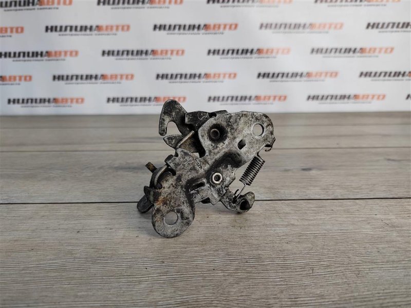 Замок капота, 400 рублей, Москва