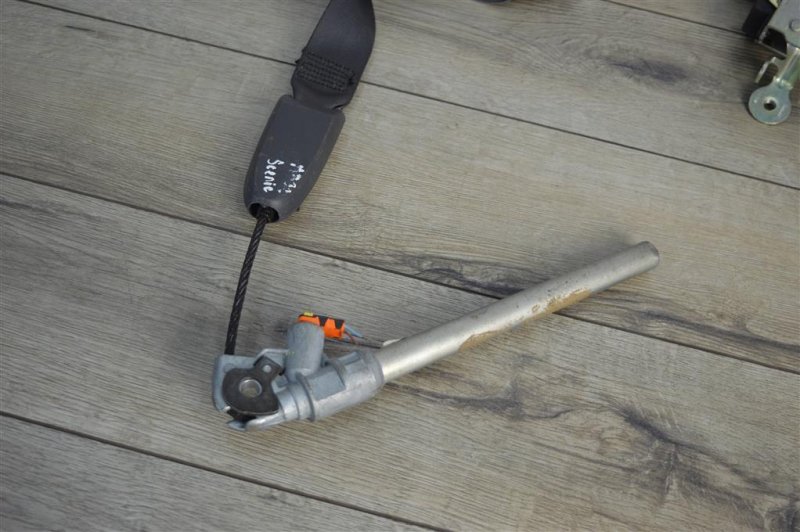 Ремень безопасности, 1000 рублей, Москва