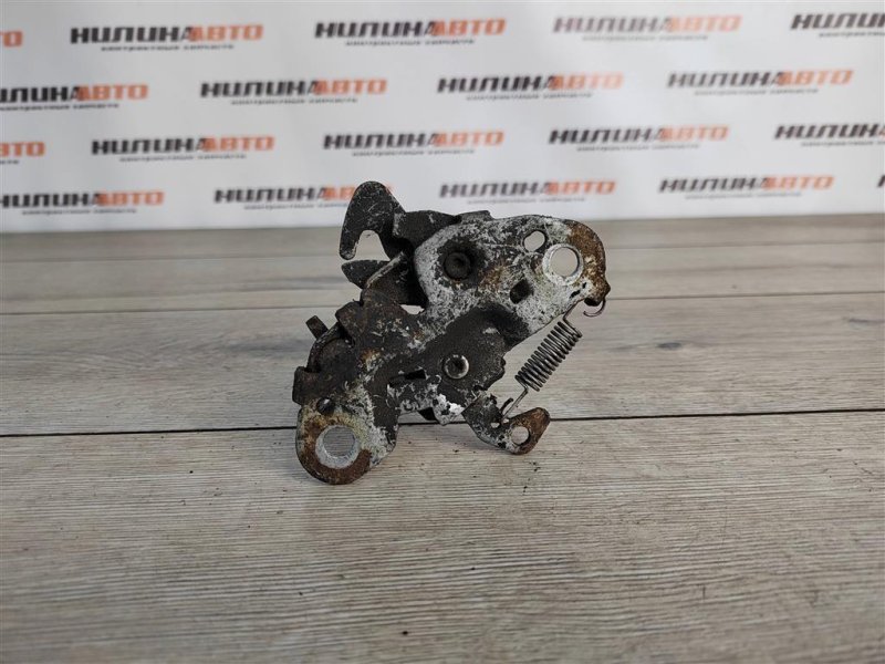 Замок капота, 400 рублей, Москва