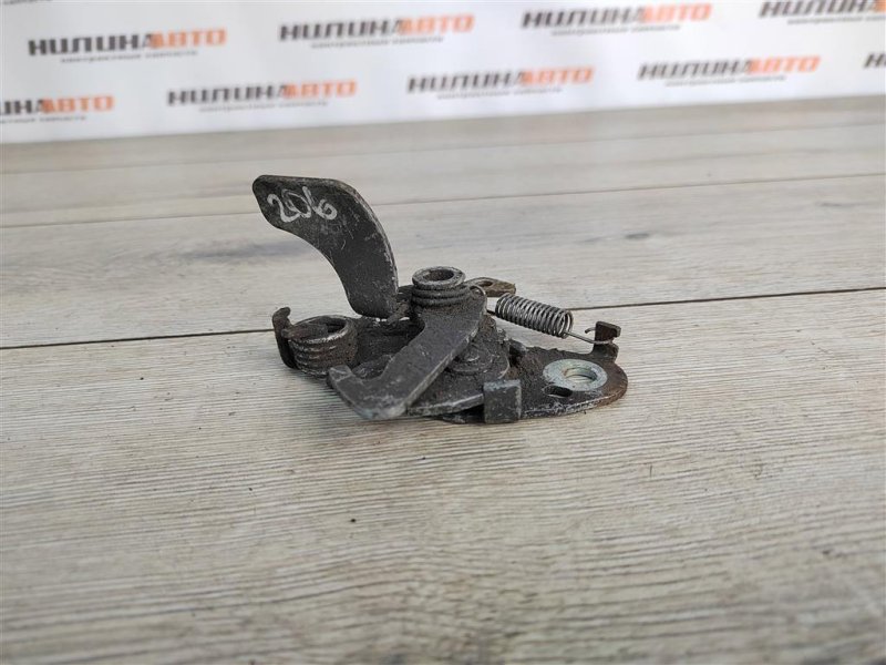 Замок капота, 400 рублей, Москва