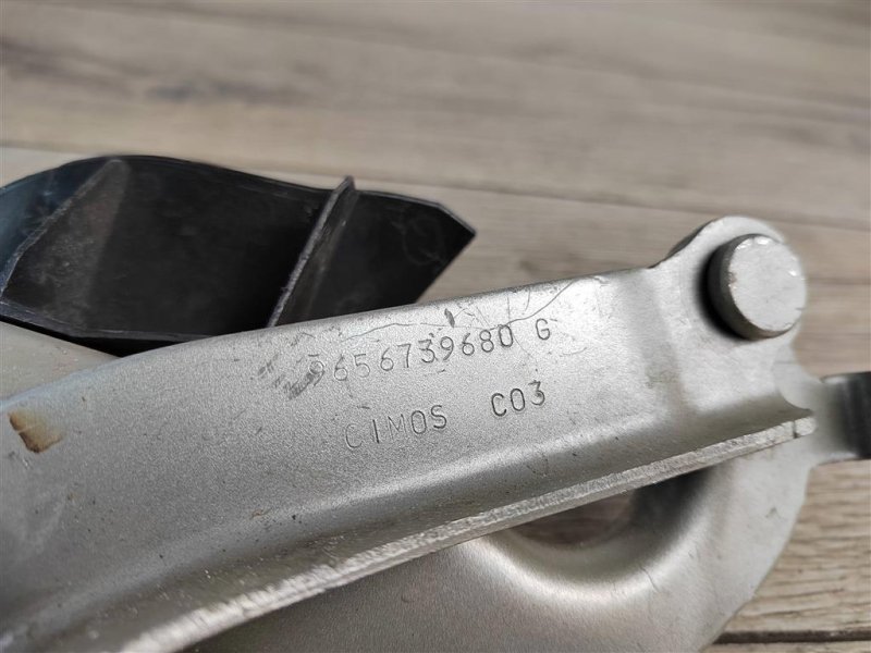 Петля капота, 800 рублей, Москва