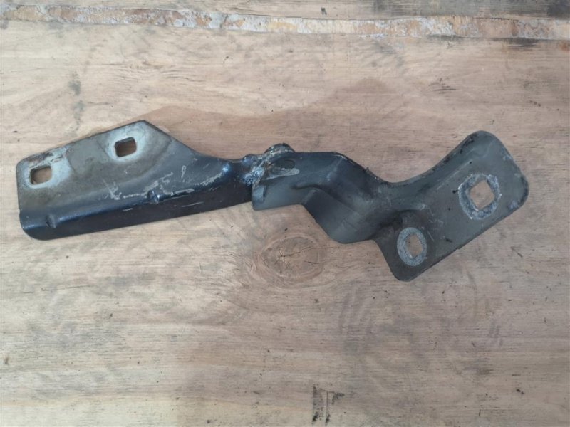 Петля капота, 400 рублей, Севастополь