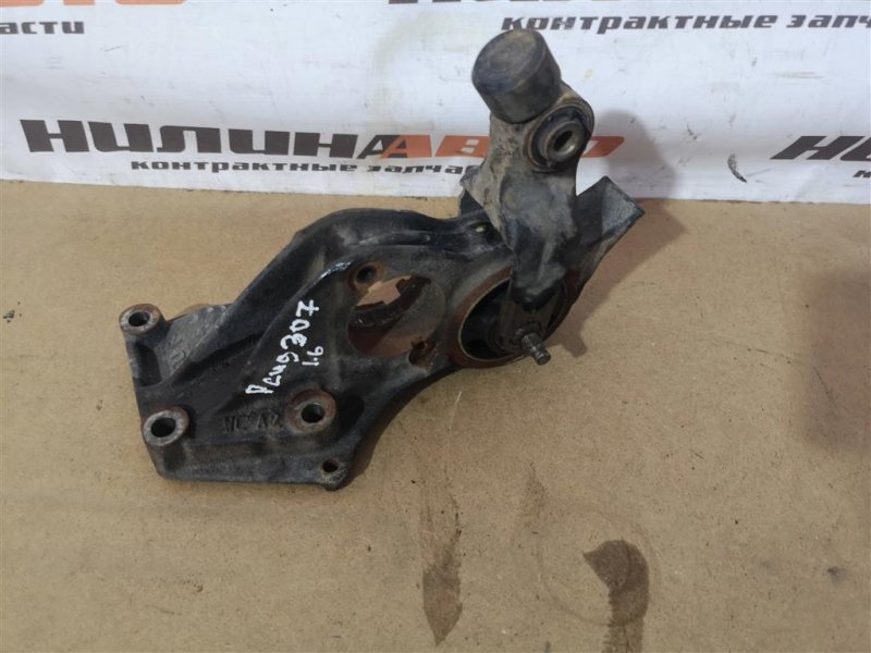 Подушка двигателя, 2400 рублей, Севастополь