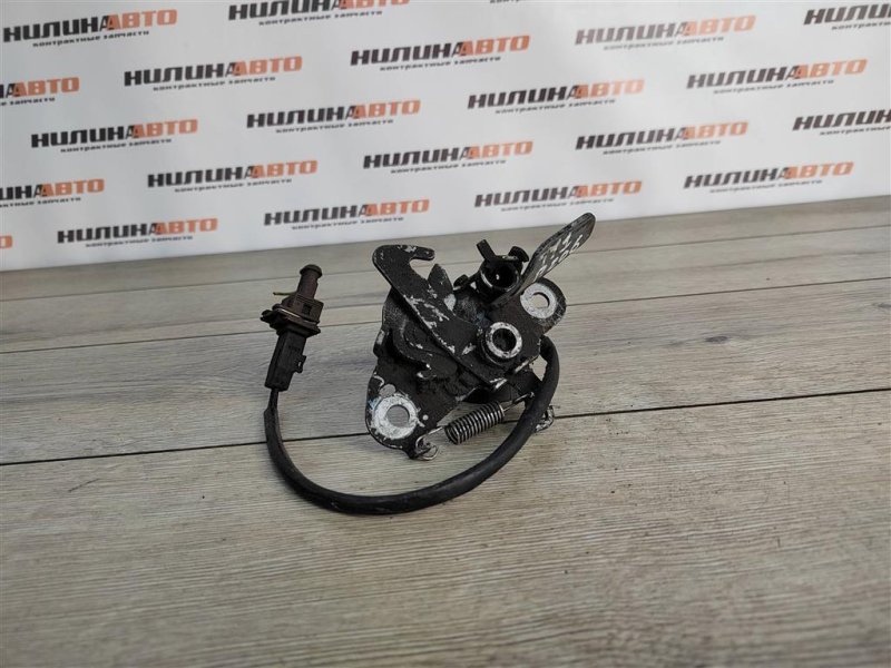 Замок капота, 400 рублей, Москва