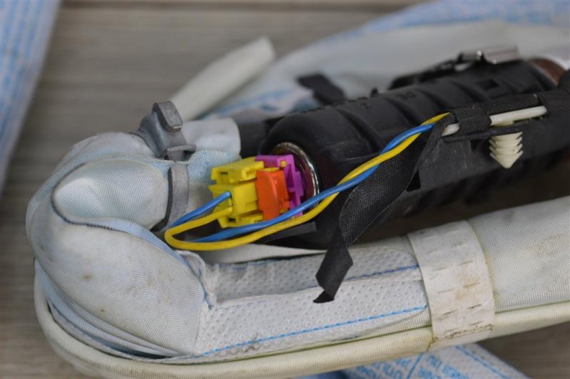 Подушка безопасности боковая, 800 рублей, Москва