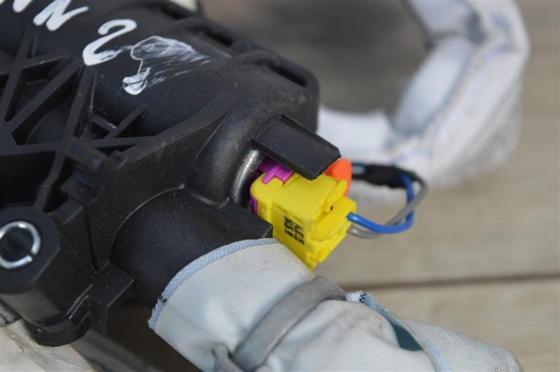 Подушка безопасности боковая, 700 рублей, Москва