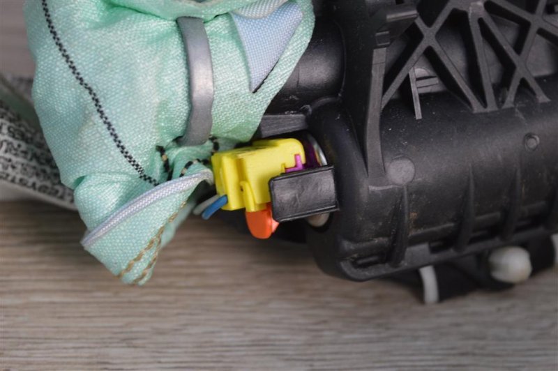 Подушка безопасности боковая, 700 рублей, Москва