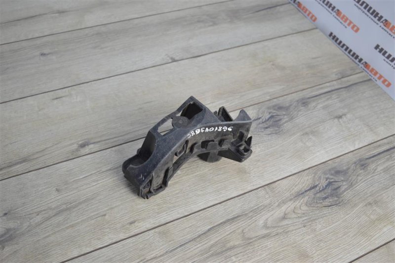 Кронштейн бампера, 700 рублей, Москва