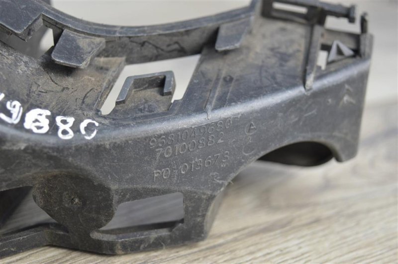 Кронштейн бампера, 700 рублей, Москва