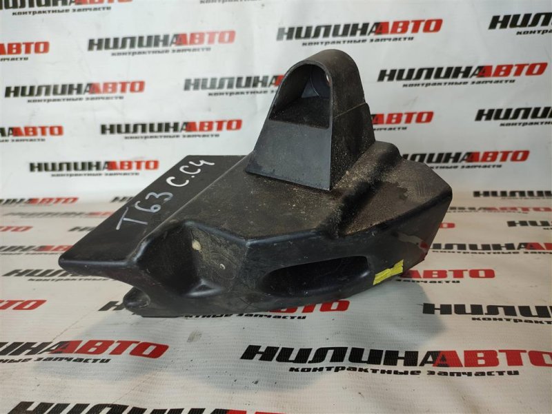 Направляющая заднего бампера, 700 рублей, Севастополь