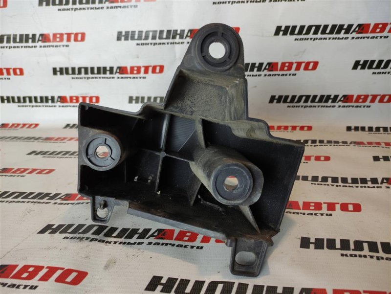 Направляющая заднего бампера, 700 рублей, Севастополь