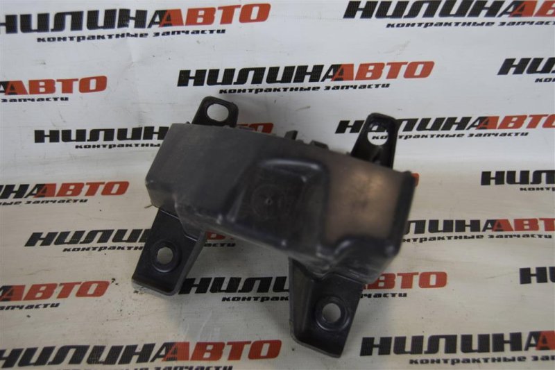 Направляющая заднего бампера, 800 рублей, Севастополь