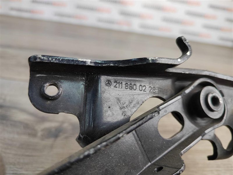 Петля капота, 400 рублей, Москва