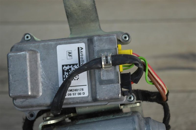 Ремень безопасности, 2000 рублей, Москва