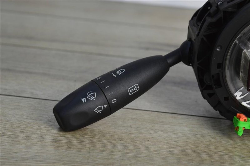 Подрулевой переключатель, 4000 рублей, Москва