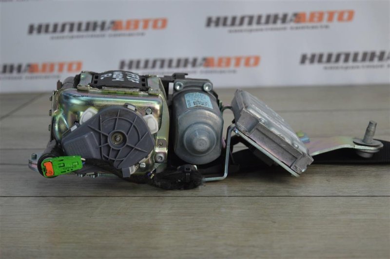 Ремень безопасности, 2000 рублей, Москва