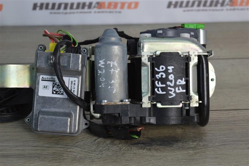 Ремень безопасности, 2000 рублей, Москва