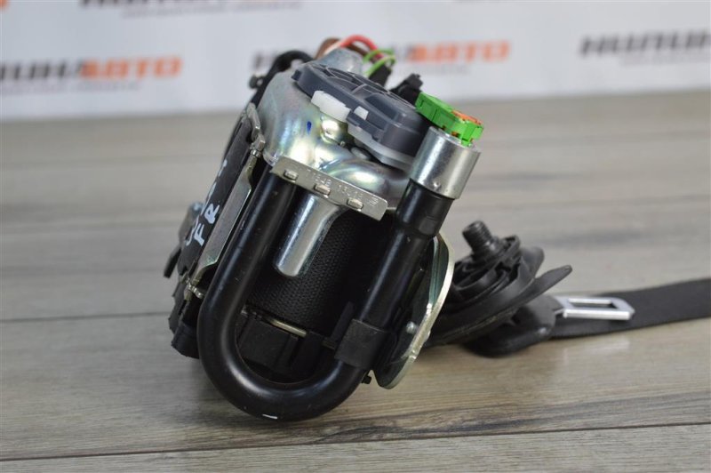 Ремень безопасности, 2000 рублей, Москва