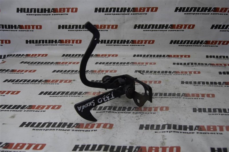 Замок капота, 1500 рублей, Севастополь