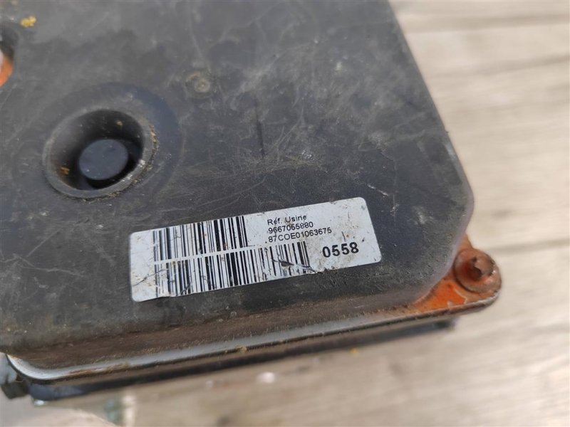 Блок ABS АБС, 2000 рублей, Москва