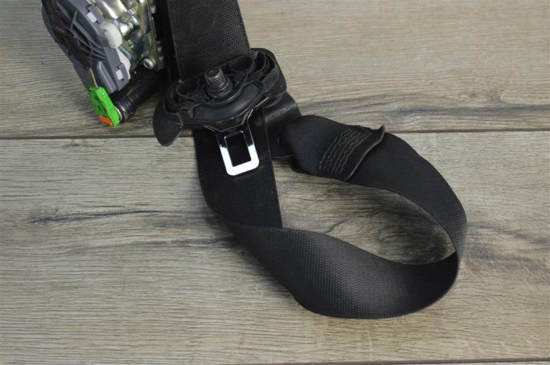 Ремень безопасности, 3000 рублей, Москва