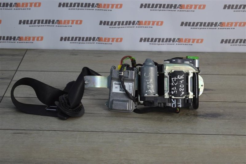 Ремень безопасности, 2000 рублей, Москва