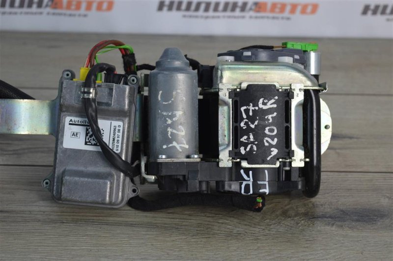 Ремень безопасности, 2000 рублей, Москва