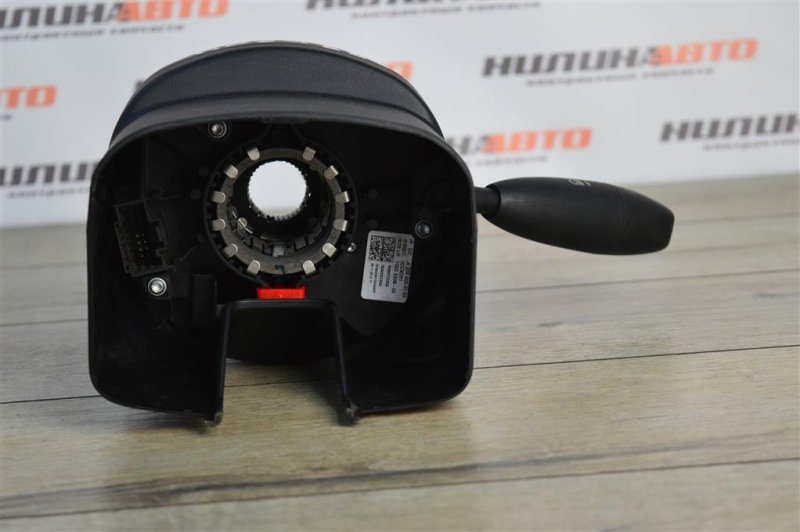 Подрулевой переключатель, 4000 рублей, Москва