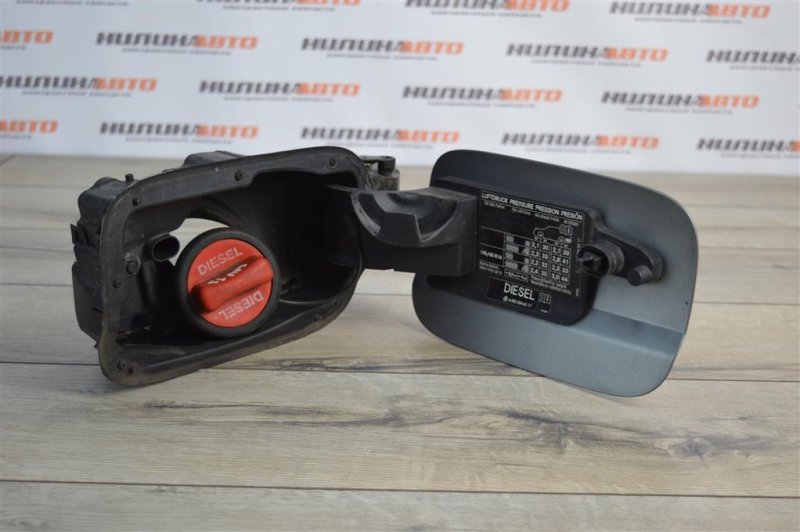 Лючок топливного бака, 1500 рублей, Москва