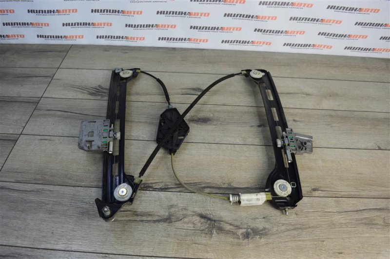 Стеклоподъемник, 1000 рублей, Москва