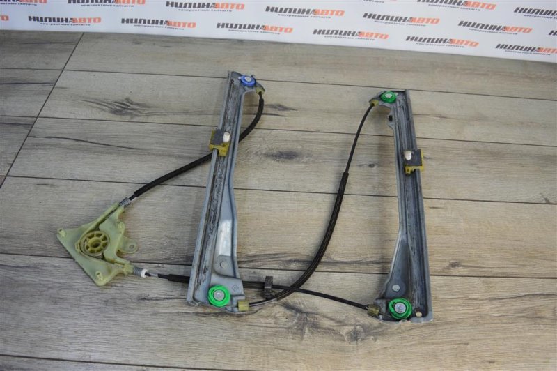 Стеклоподъемник, 1000 рублей, Москва