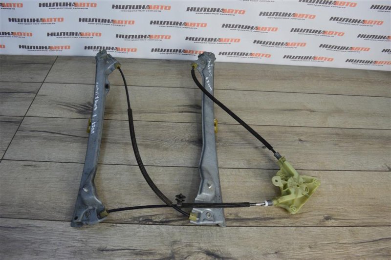 Стеклоподъемник, 1000 рублей, Москва