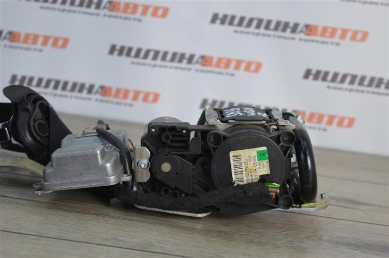 Ремень безопасности, 2000 рублей, Москва