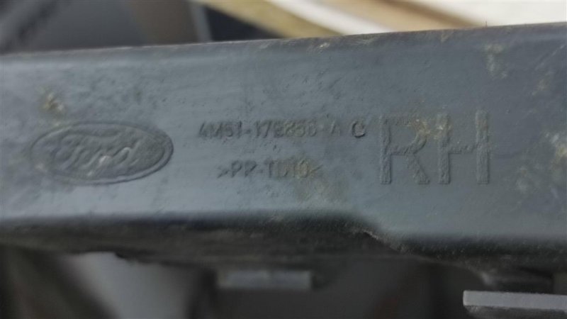 Кронштейн фары, 400 рублей, Севастополь