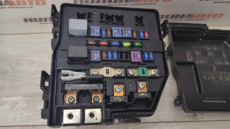 Блок предохранителей под капот, 1000 рублей, Севастополь