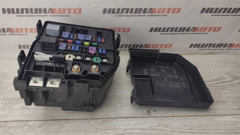 Блок предохранителей под капот, 1000 рублей, Севастополь