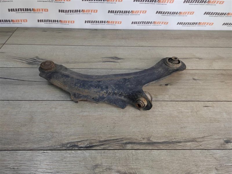 Рычаг передний нижний, 1000 рублей, Москва