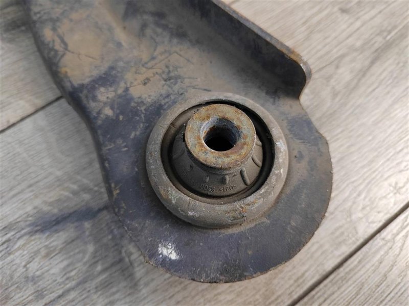 Рычаг передний нижний, 900 рублей, Москва