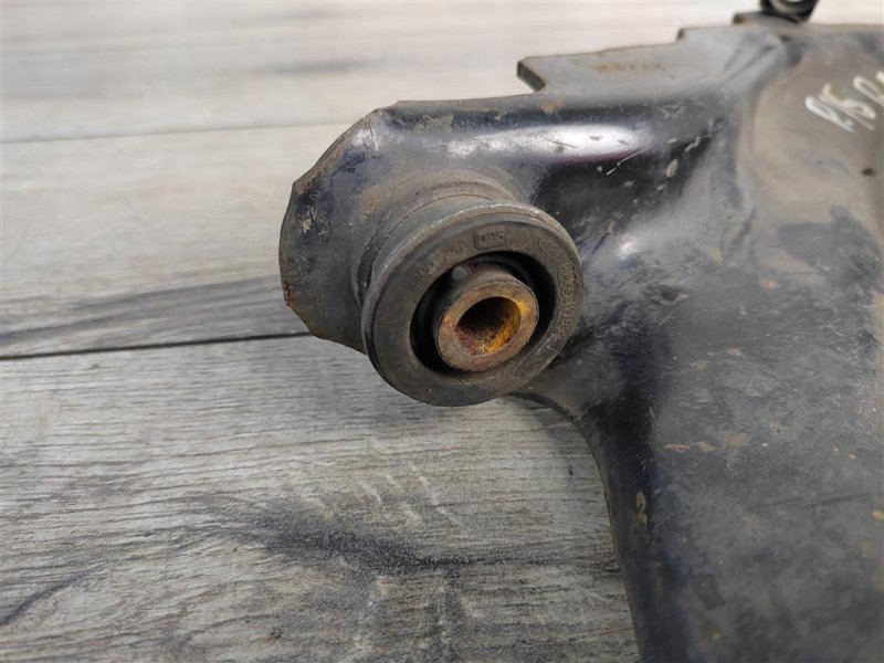 Рычаг передний нижний, 900 рублей, Москва