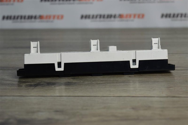 Дисплей информационный, 1000 рублей, Москва