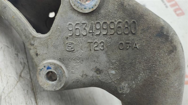 Кронштейн двигателя, 700 рублей, Севастополь