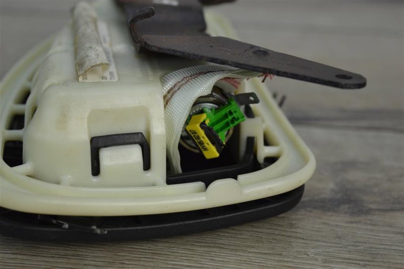 Подушка безопасности в сиденье, 1000 рублей, Москва