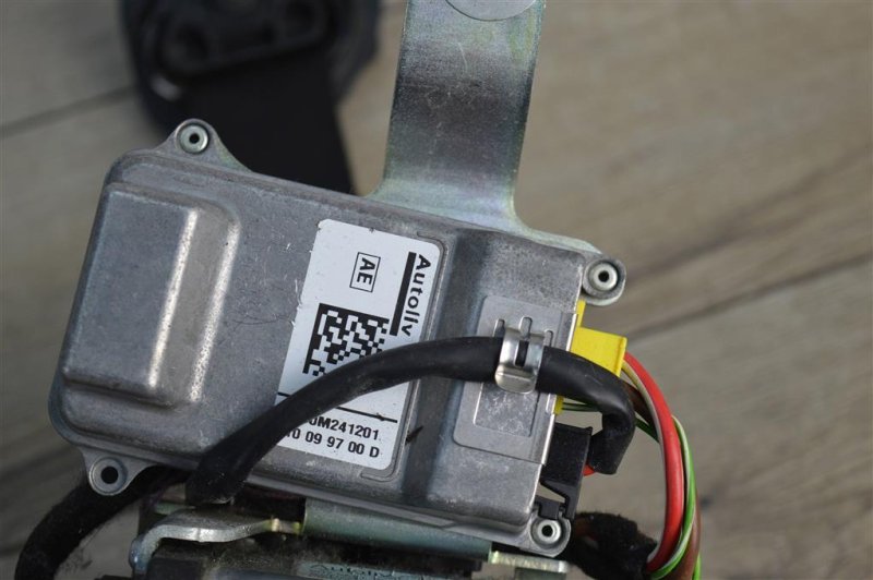 Ремень безопасности, 2000 рублей, Москва