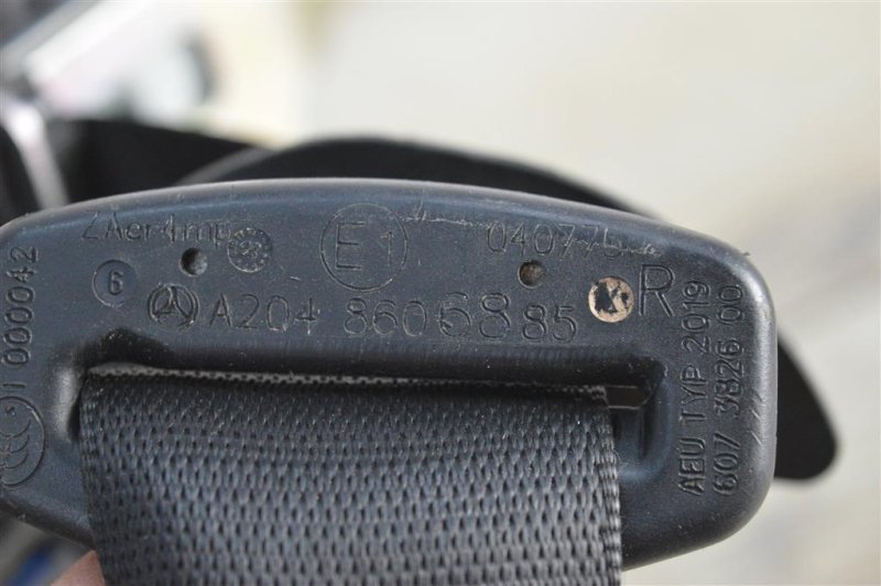 Ремень безопасности, 2000 рублей, Москва