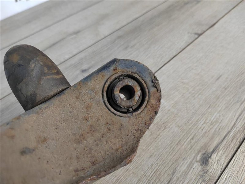 Рычаг задней подвески под пружину, 1000 рублей, Москва