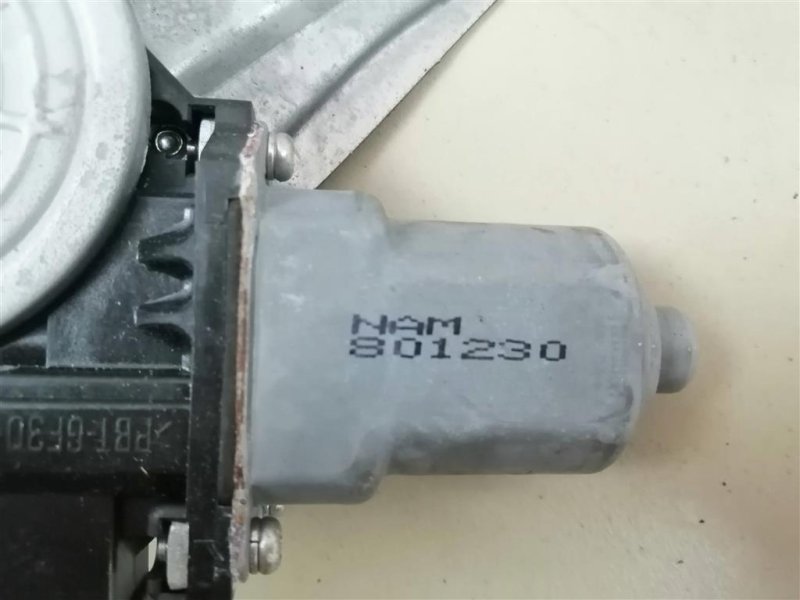 Стеклоподъемник, 2000 рублей, Севастополь