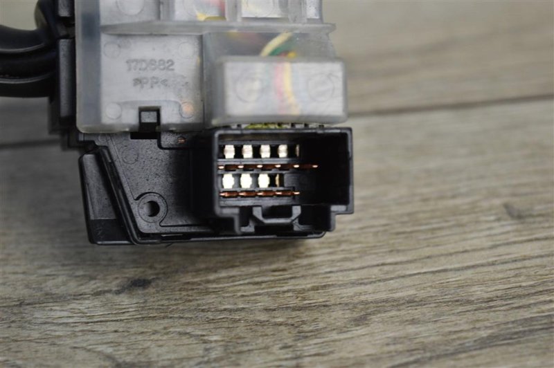 Переключатель подрулевой дворников, 1000 рублей, Москва