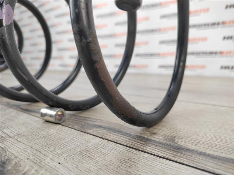 Пружина подвески, 1000 рублей, Москва