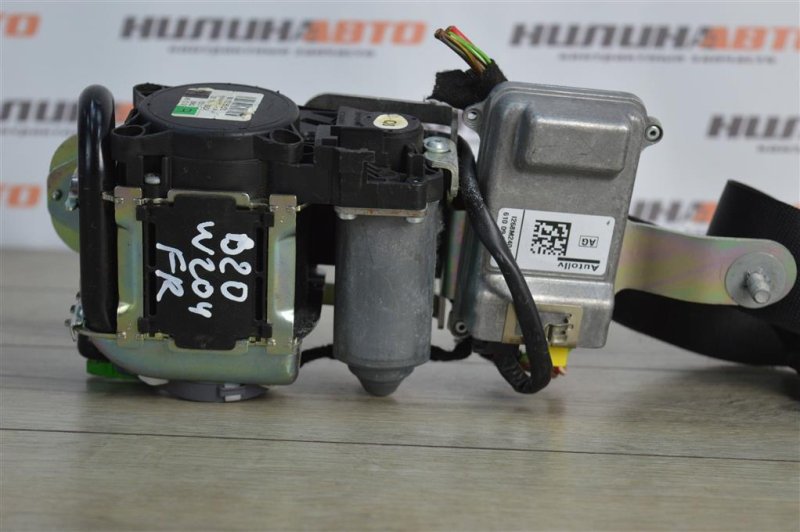 Ремень безопасности, 2000 рублей, Москва